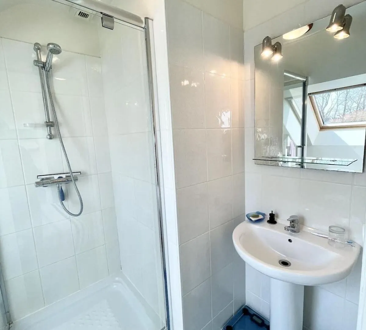 بيت للعطل Jolie Maison Moderne A 200M Du Port De Lomener بلومور فرنسا